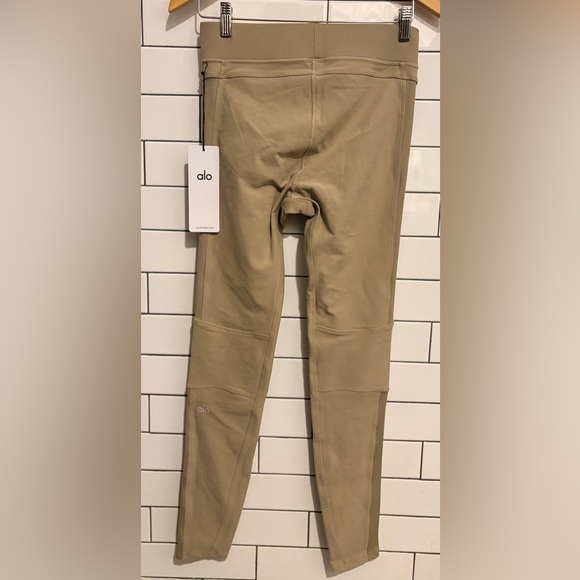 New Alo Yoga Alosoft High-Waist Head Start Legging in Gravel M - Picture 8 of 9